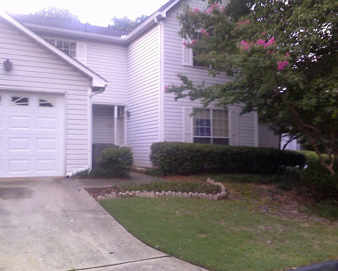 1047 Mansfield Ct photo 1