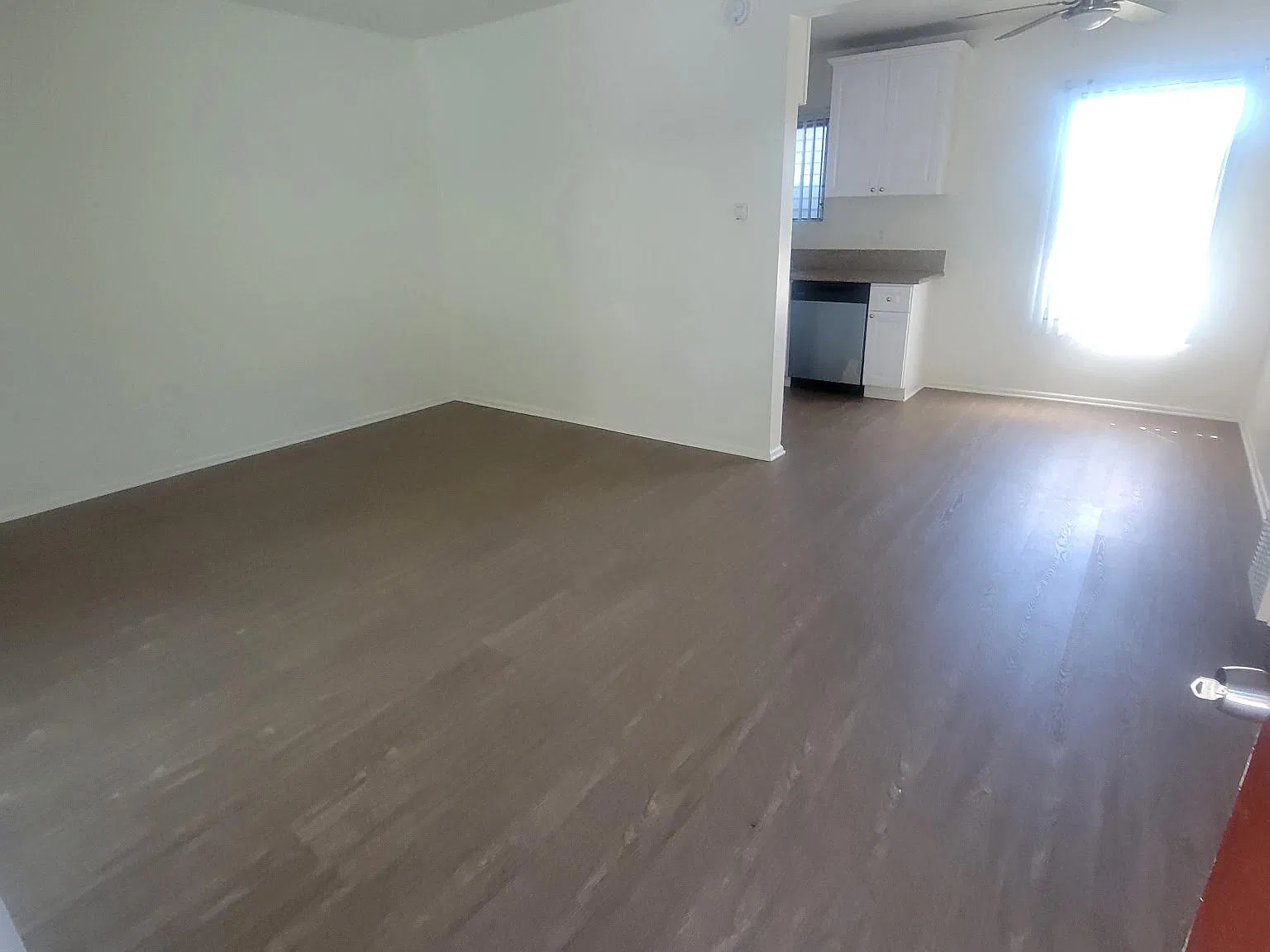 1 bed, 800 sqft, $2,170 — Photo 3