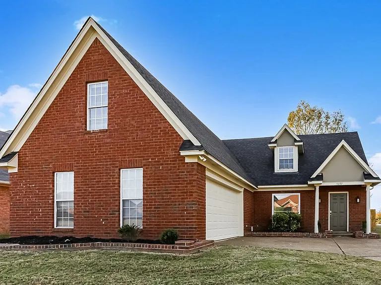 5237 Sea Horse Dr — Photo 2
