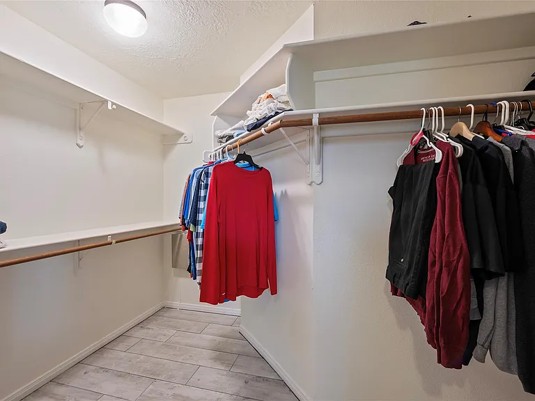 2060 Glencove Dr — Photo 21