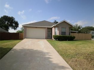3750 Meadowbrook Dr, Fort Worth, TX 76103