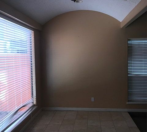 5th image of 706 San Angel St APT A