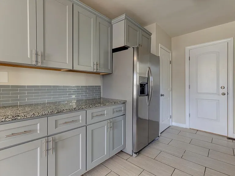 1242 Fordham Rd — Photo 17