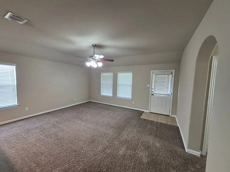 8915 Audubon Park — Photo 28
