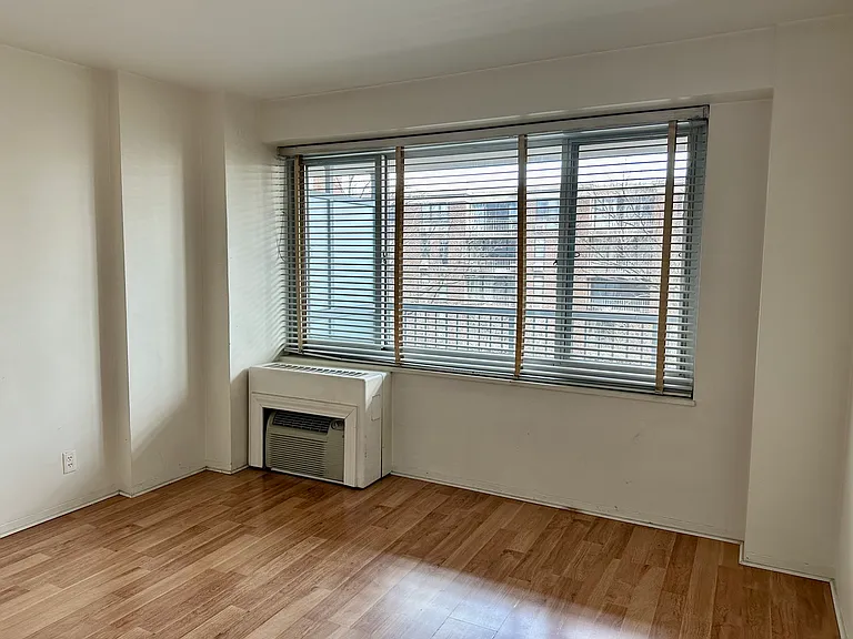 100 York St #7M — Photo 3