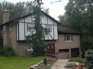 11 Penny Ln, Cecil, PA 15321