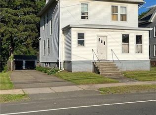 136 Cook Ave, Meriden, CT 06451