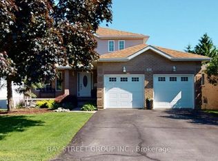 551 Sackville Cres, Kingston, ON K7M8W3