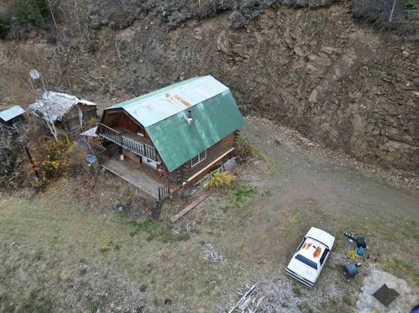 10290 Old Valdez Trl, Fairbanks, AK 99714