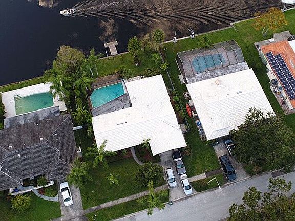 5th image of 2136 Egret Dr