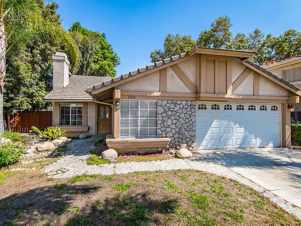 1st image of 2425 Sherwood Ln