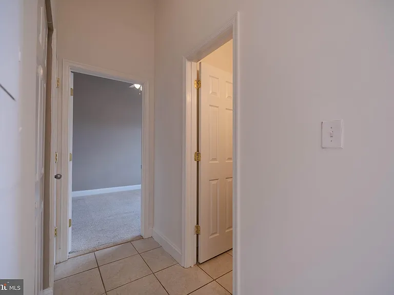 1629 L St NE #305 — Photo 19