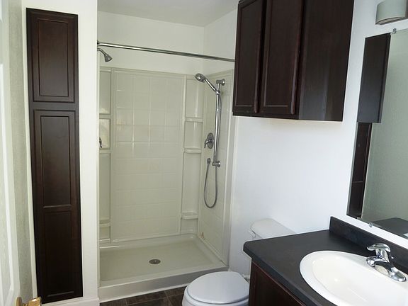 4th image of 801 5th Ave S