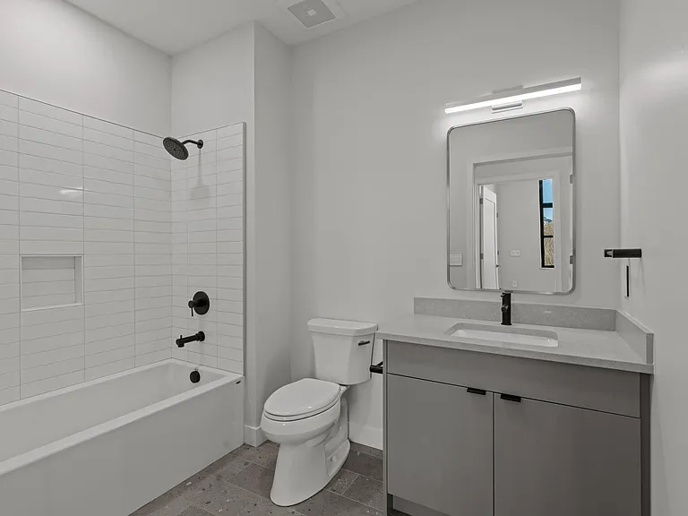 265 S 4th St E #407 — Photo 8