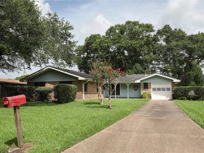 304 Crystal St, League City, TX, 77573