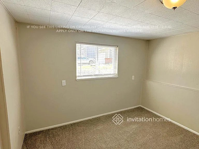 3361 S Winston St — Photo 7