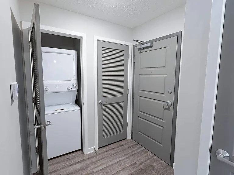 Village West Apartments — Photo 65