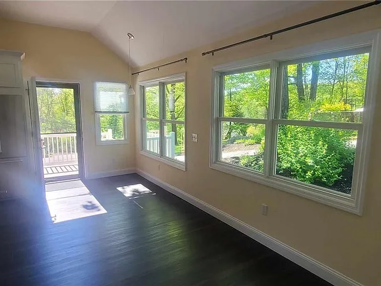 11 Curry Rd — Photo 11
