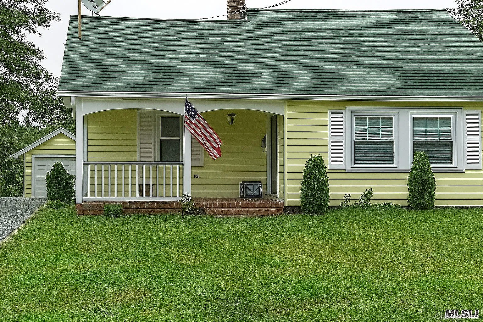 3 bed, 1.0 bath, 1522 sqft, $4,000 — Photo 1