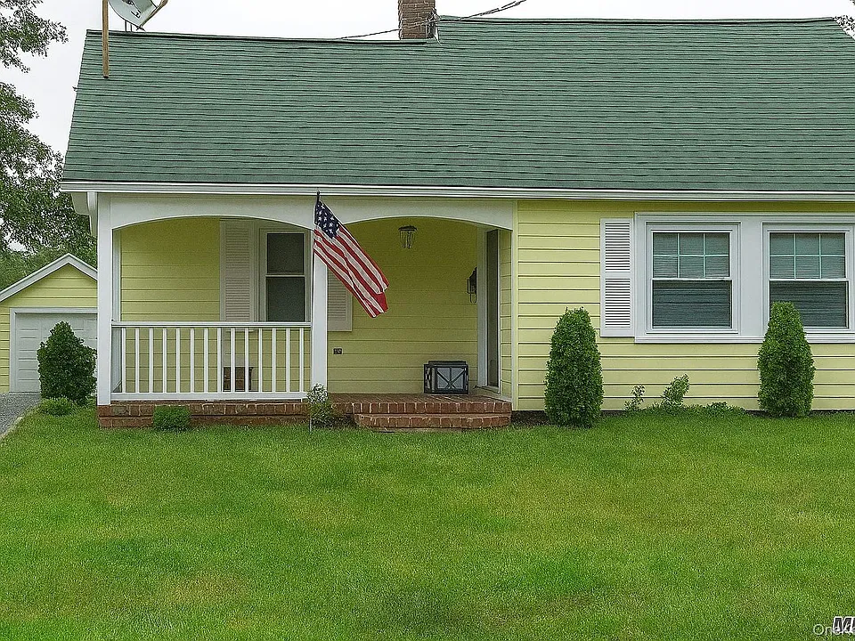 15 River Rd