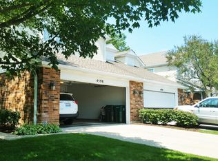 4594 Deer Trail Ct, Northbrook, IL 60062