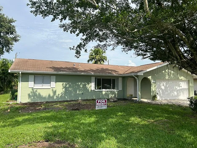 2244 Parker Ave — Photo 3