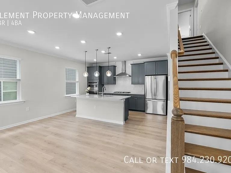 2466 Hutch Ln #1 — Photo 17