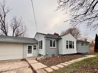 1189 W Maple Ave, Flint, MI 48507