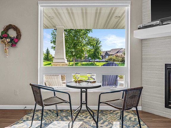 4th image of 4858 Wyld Berry Way
