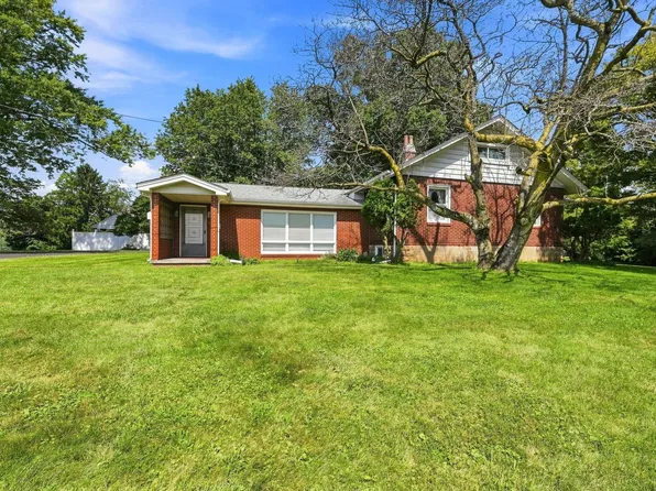 2525 Harrison City Rd, Export, PA 15632