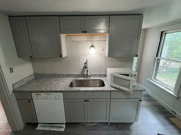 2901 Marshall Ave, Cincinnati, OH 45220