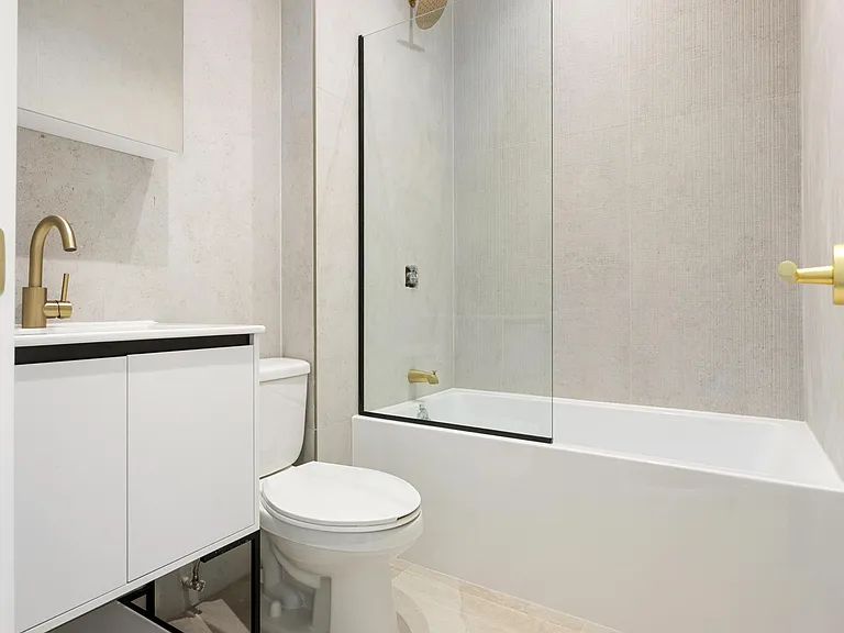 690 Onderdonk Ave #3A — Photo 15