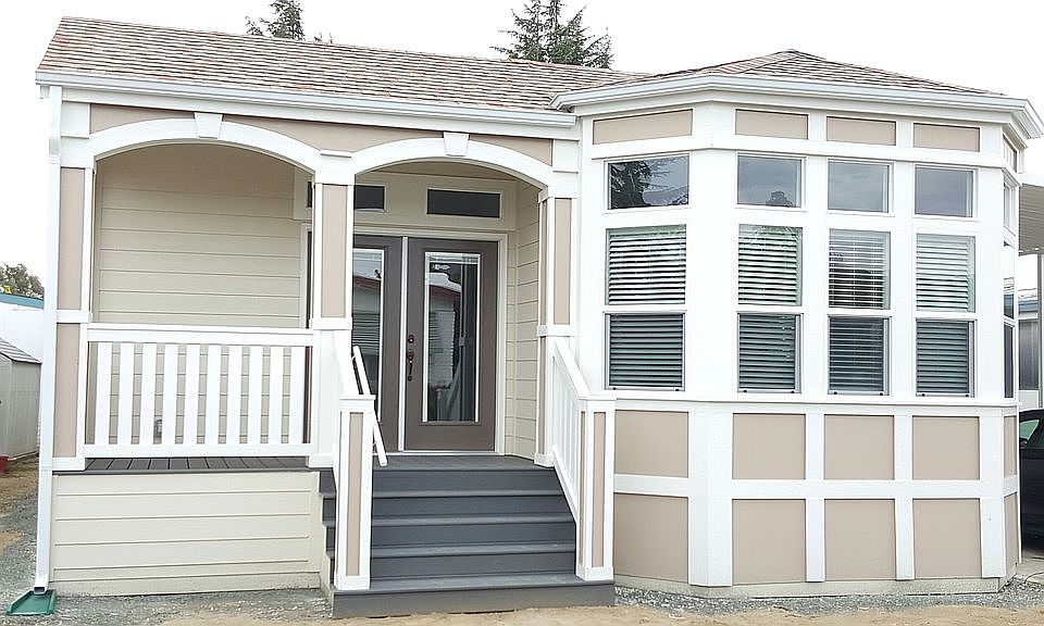 1st image of 275 Burnett Ave Spc 26