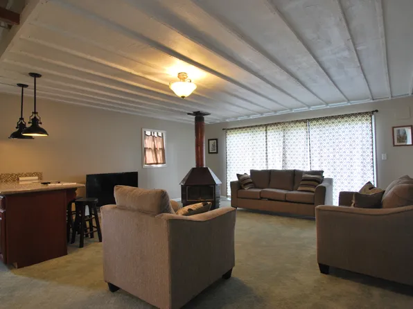 216 Zandale Dr, Lexington, KY 40503