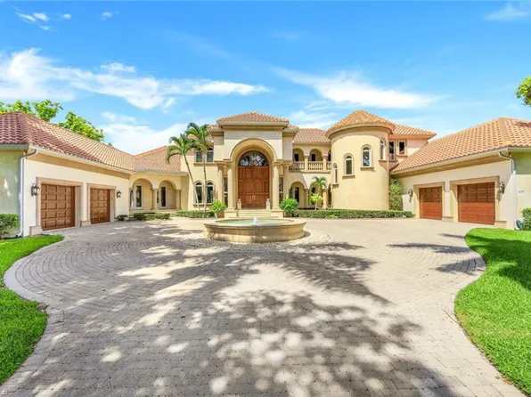 1030 Galleon Dr, Naples, FL 34102