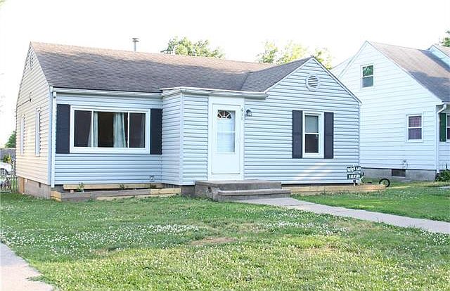 1st image of 611 W 29th St