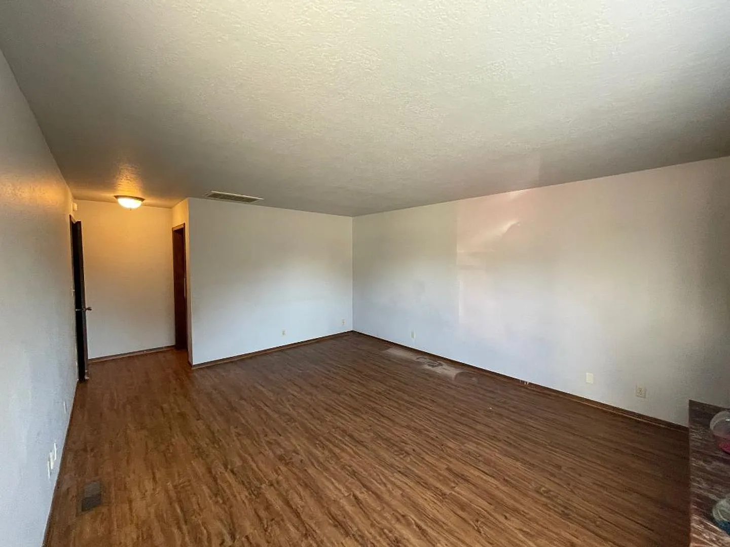 Spacious duplex in Norman available August 5 — Photo 3