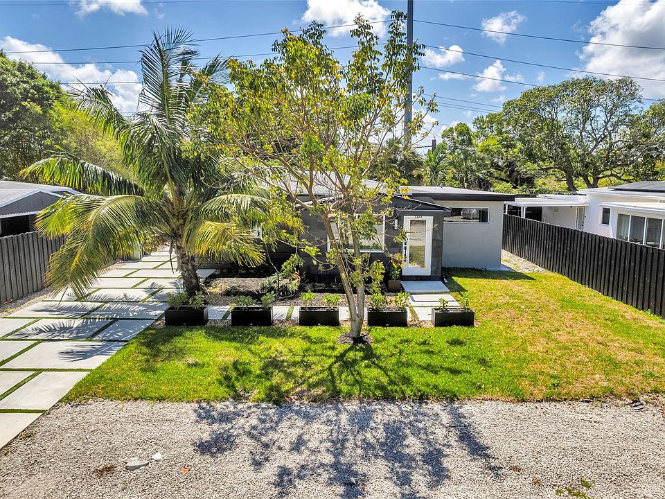 1st image of 1325 NE 13th Avenue