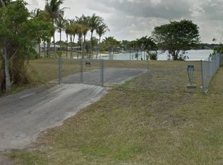 19400 SW 88th Ct, Cutler Bay, FL 33157