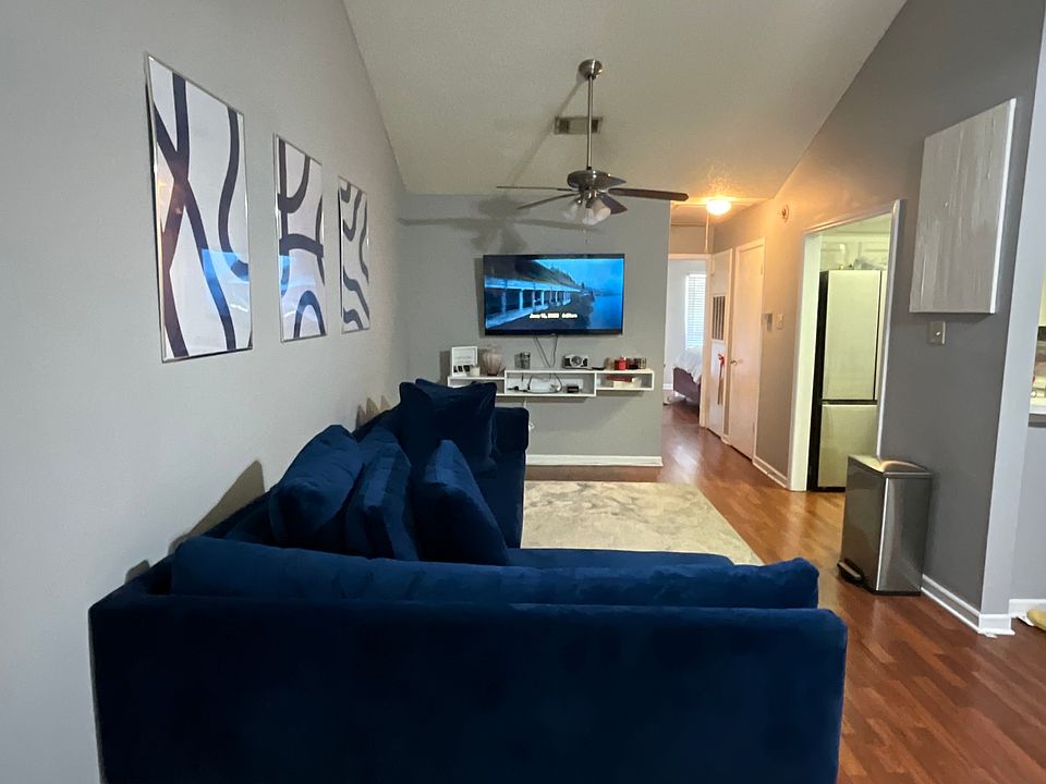 1st image of 5101 Nicholson Dr APT A16