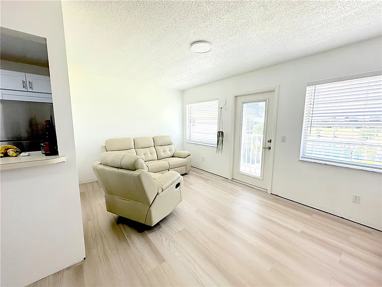 36 Vista Gardens Trl #204 — Photo 3