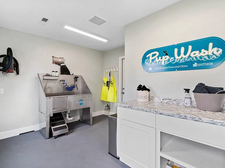 Pet Spa at Hawthorne at Oak Ridge in Greensboro, NC