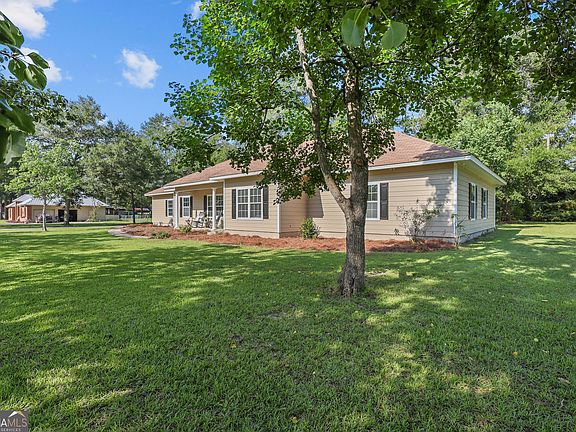 2nd image of 125 Pleasant Way