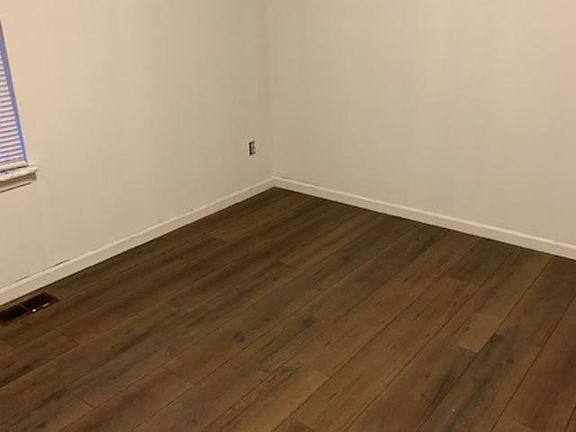 5th image of 3920 Olympic Ct