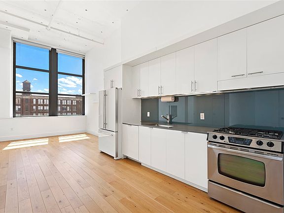 3rd image of 50 Dey St APT 449
