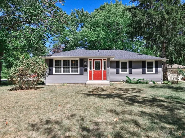 3900 Roslyn Ave, Dayton, OH 45429