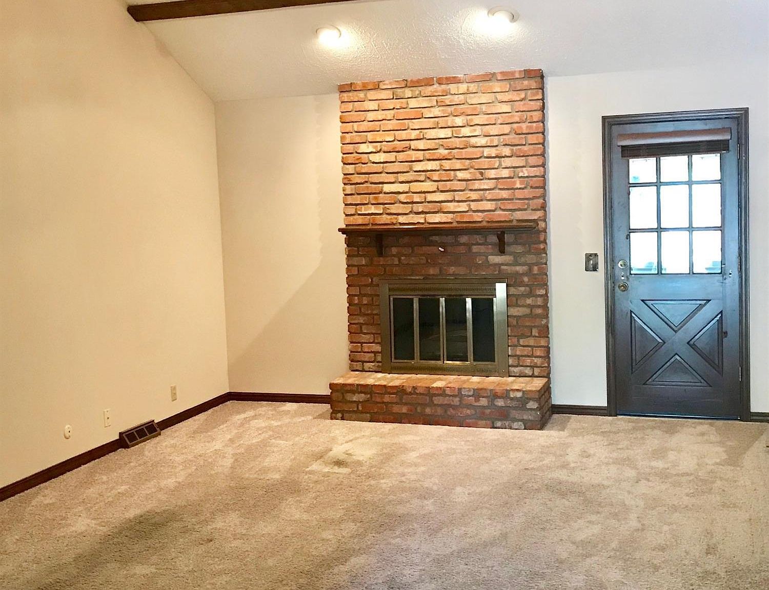 1364 Parkwood Dr, Salina, KS 67401 Zillow