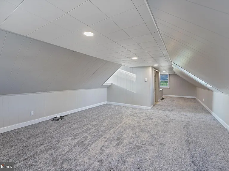 4411 Fairview Ave — Photo 17