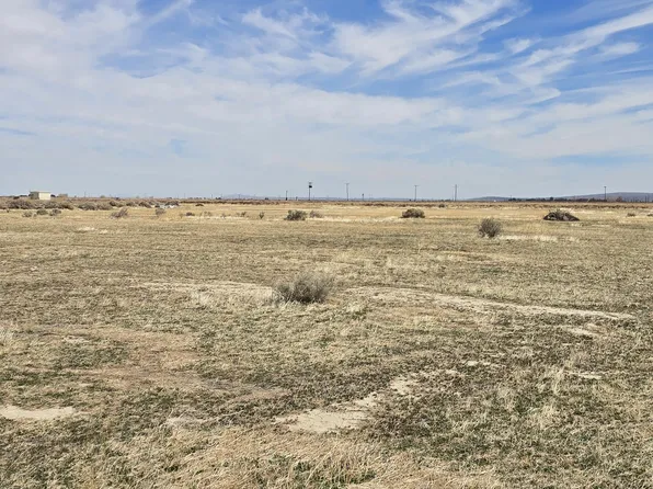 Vic Avenue Ste #H12-52, Lancaster, CA 93535