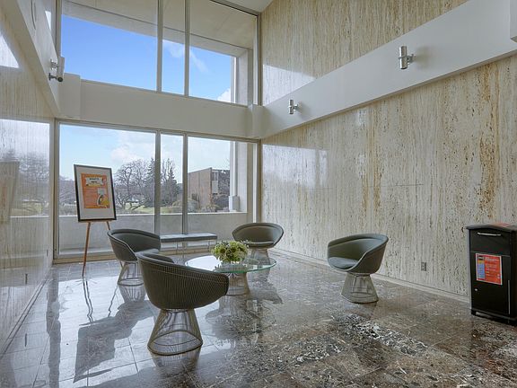 4th image of 1300 E Lafayette St #606